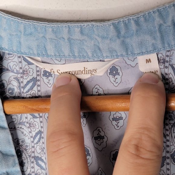 Soft Surroundings Medium M Chambray Hi-Low Long Sleeve Button Oversized‎ Top - Picture 4 of 5